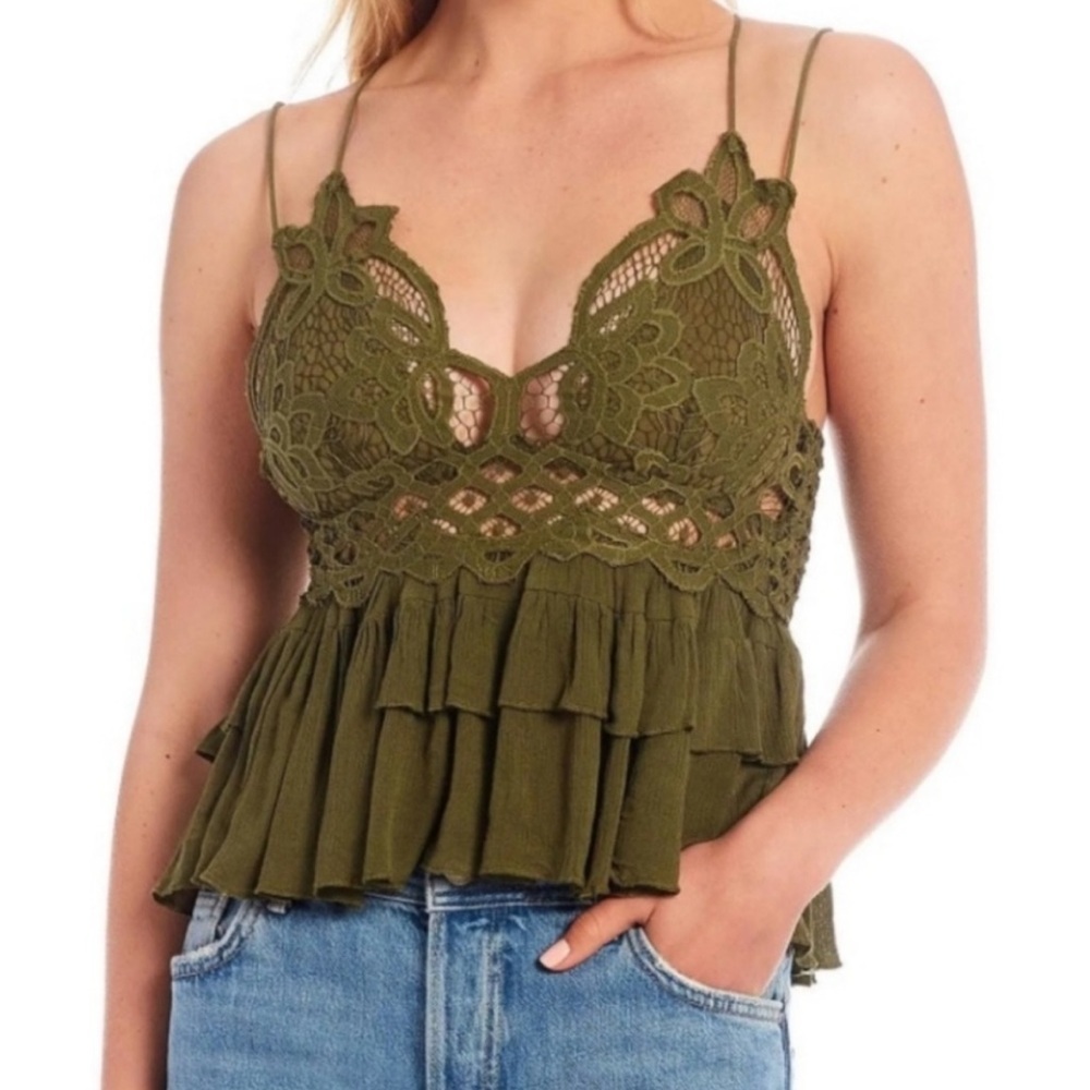 FREE PEOPLE  Adella Olive Sparrow Lace Spaghetti Strap Cami Top Ruffle size SP.